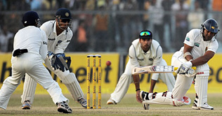 India in driving seat in second Sri Lanka Test